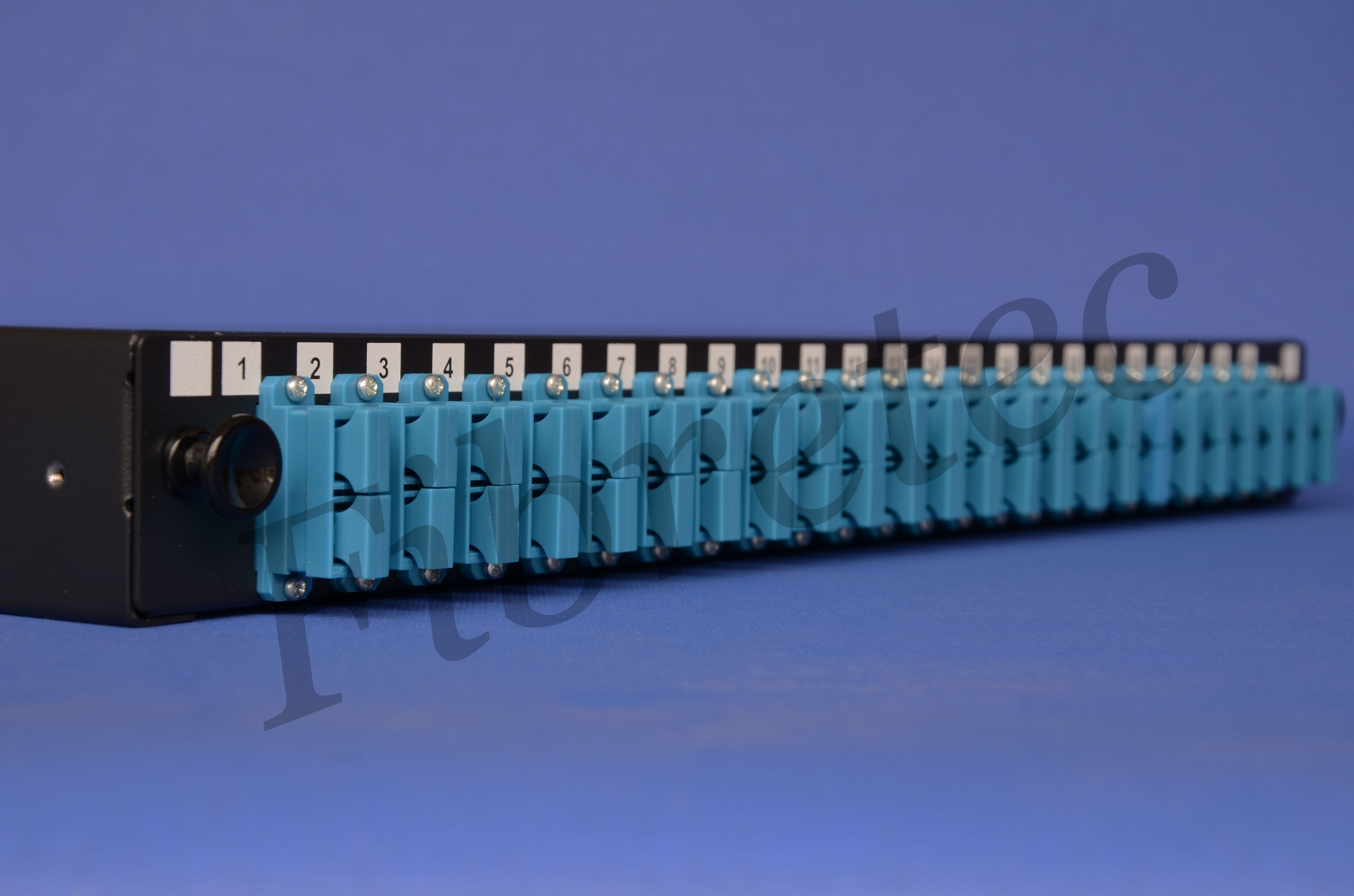 Tiroir 19  1U 48 FO avec 24 traversées SC/SC duplex monomode bleues